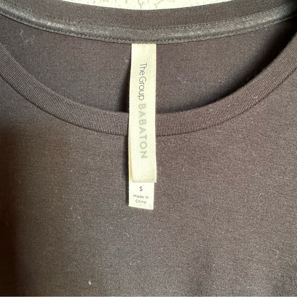Aritzia Babaton Adam long sleeve twist front top - Picture 3 of 6